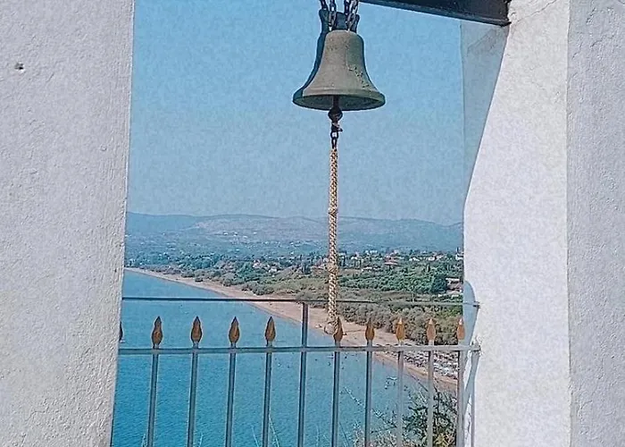 Castle View Serenity